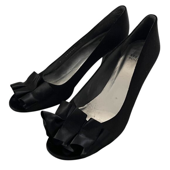 Stuart Weitzman Peep Toe Heels Size 9 N Narrow Black Satin Ruffle Bow Accent - Picture 1 of 6